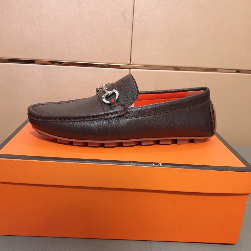 G*u*i leather shoes